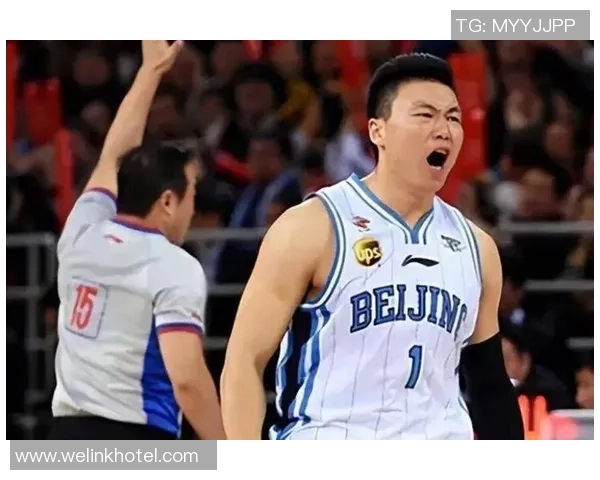 李根：从篮球场上的拼搏到人生道路的蜕变与成长