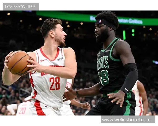 火箭队与猛龙队激战正酣NBA在线直播精彩对决不容错过